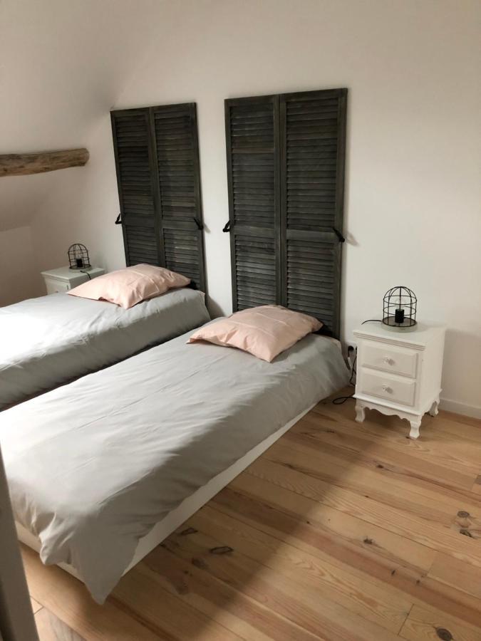 Gite De Charme Les Trois Chenes Augeres Exterior foto